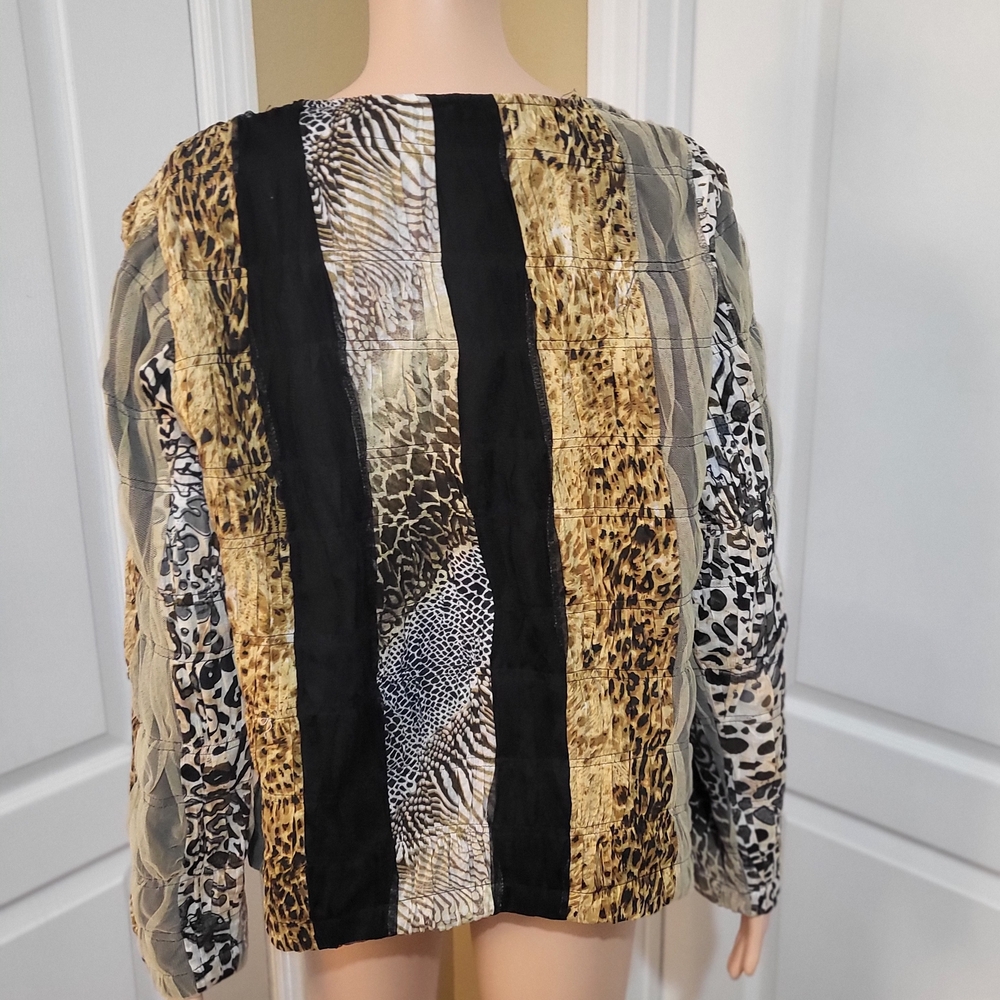 Chic Patchwork Animal Print Blouse - image 3